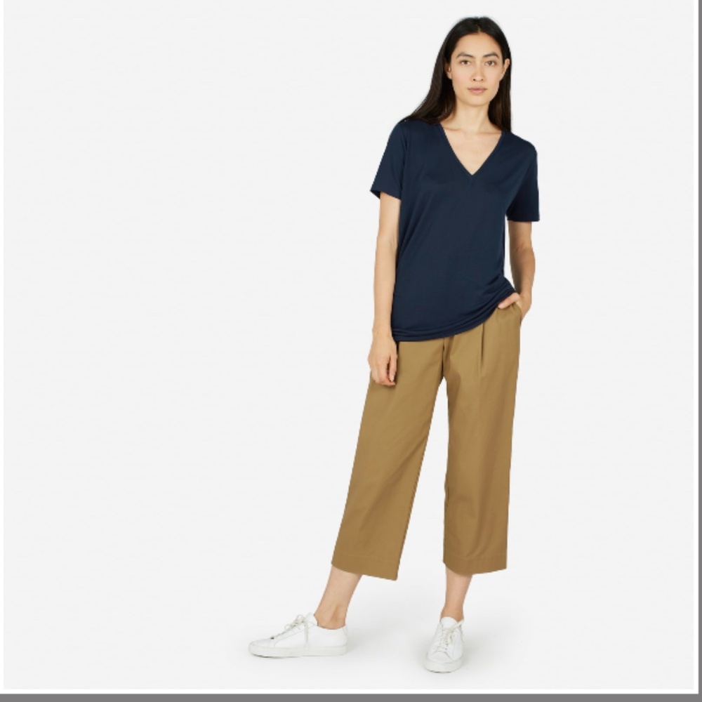 Everlane Navy Blue Luxe Drape Tee Lyocell XS Short Sleeve V-Neck Shirt NWOT